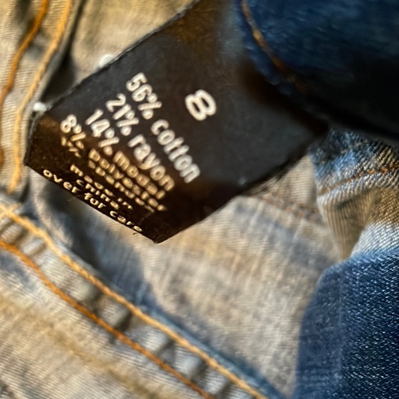 Women’s Jean shorts! - Picture 3 of 7